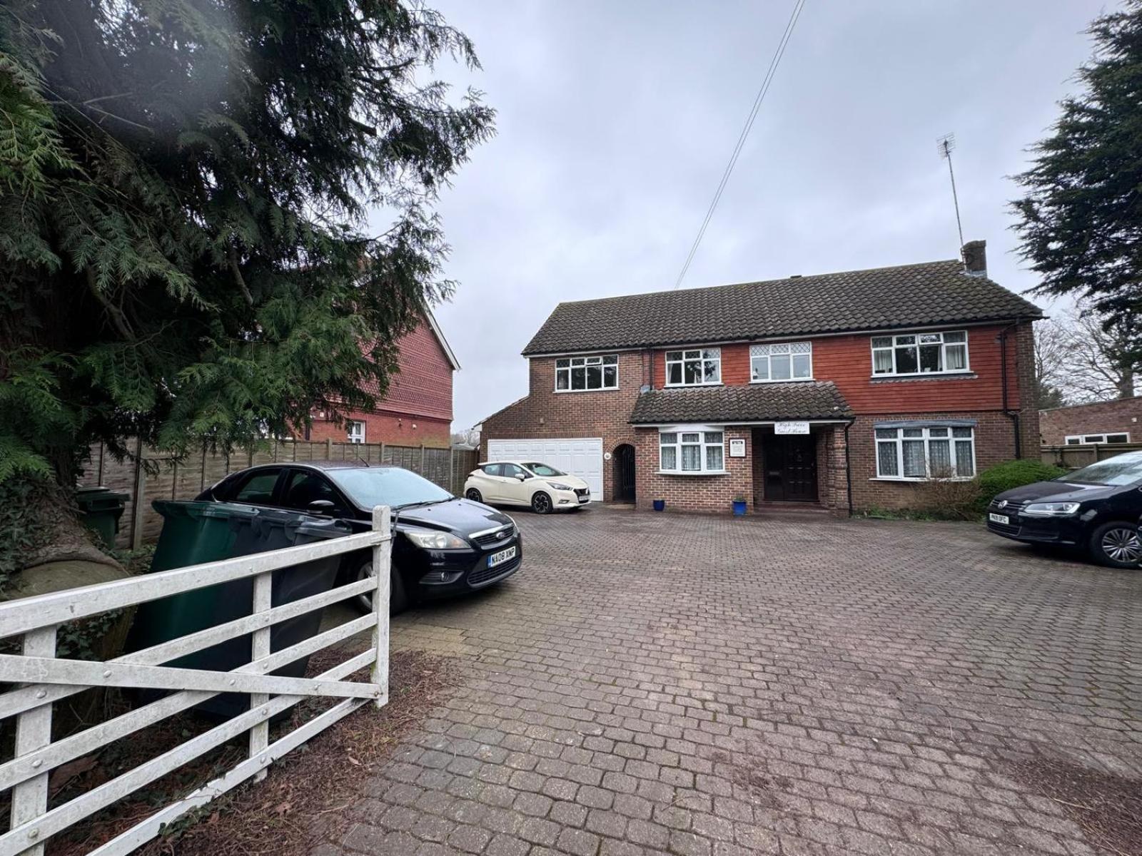 High Trees Guest House Gatwick Horley Luaran gambar